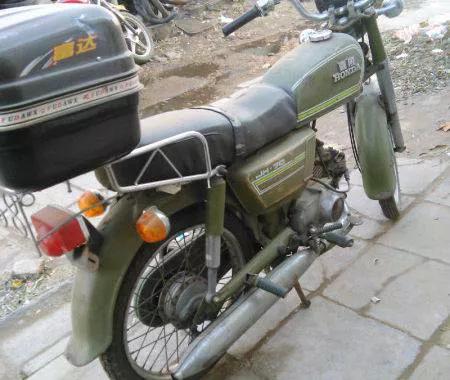 摩托界的天花板川崎,摩托界天花板本田金翼