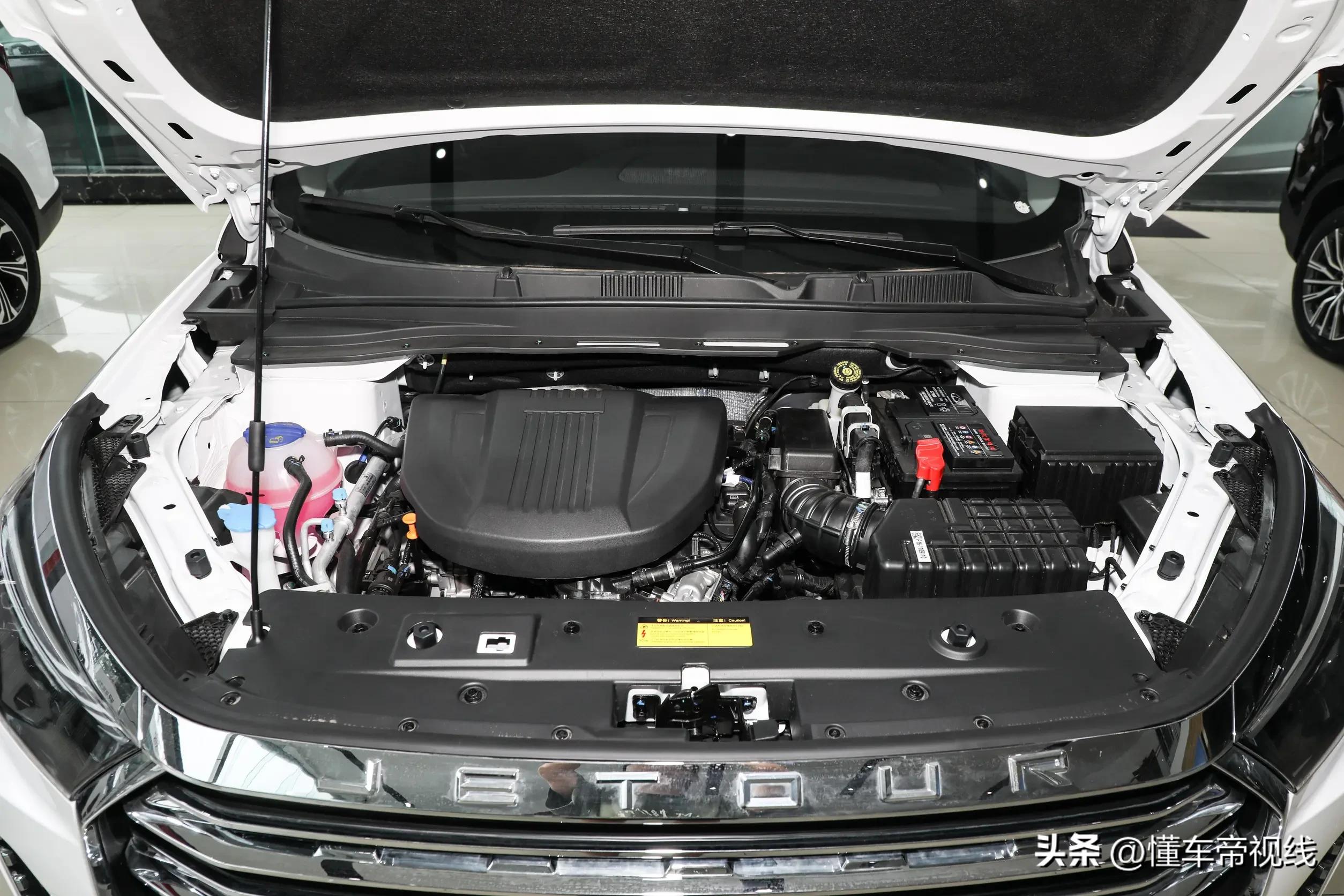 手动挡捷途x90plus和瑞虎8对比,捷途x90plus和奇瑞瑞虎8plus对比