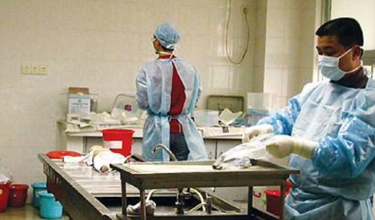 2004湖南女教师被害案,美丽女教师死亡案