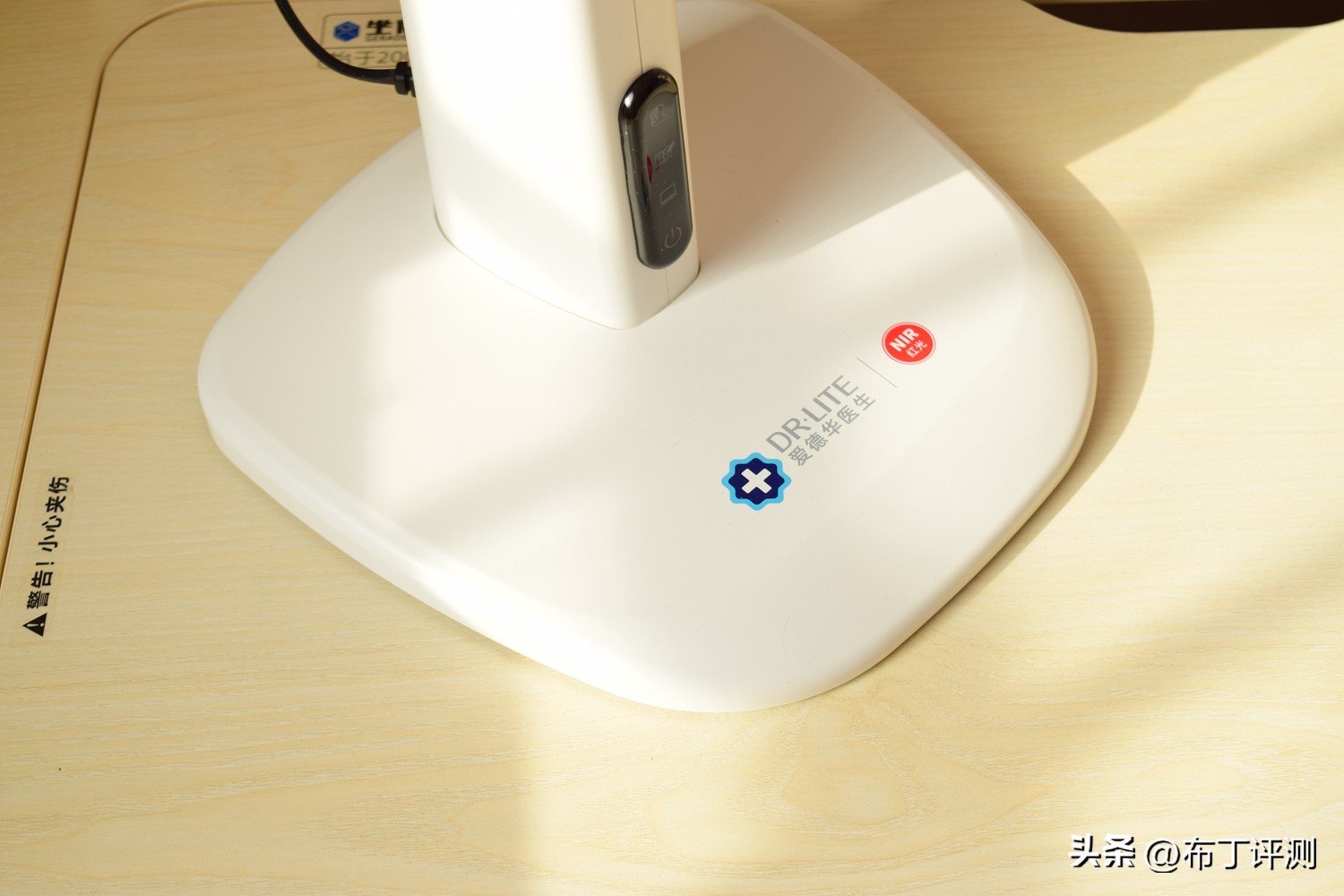 NIR红光技术，能护眼还能预防近视，爱德华医生天使之光2评测