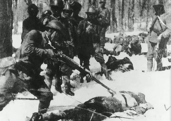 勿忘国殇吾辈自强的手抄报,国殇永不能忘吾辈自强什么意思