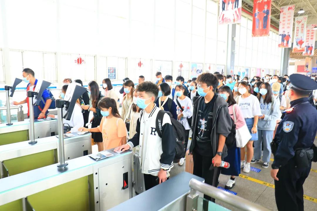 铁路乘车最新通知,明日之后抢火车教程