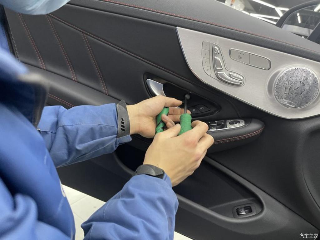 奔驰c43amgcoupe内饰改装,奔驰c43旅行版改装大包围