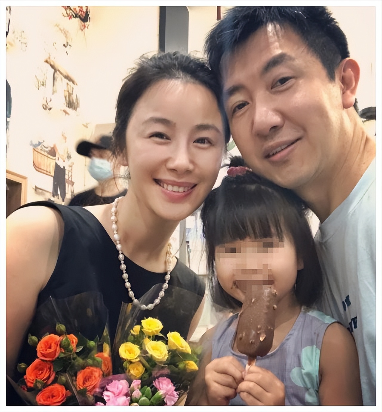 鄢颇梅婷李小冉,2007年梅婷和鄢颇的婚姻