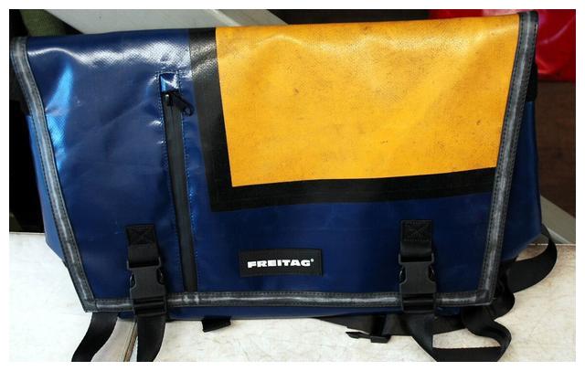 衣服棉与聚酯纤维比例多少最好,聚酯纤维和锦纶的衣服哪个好