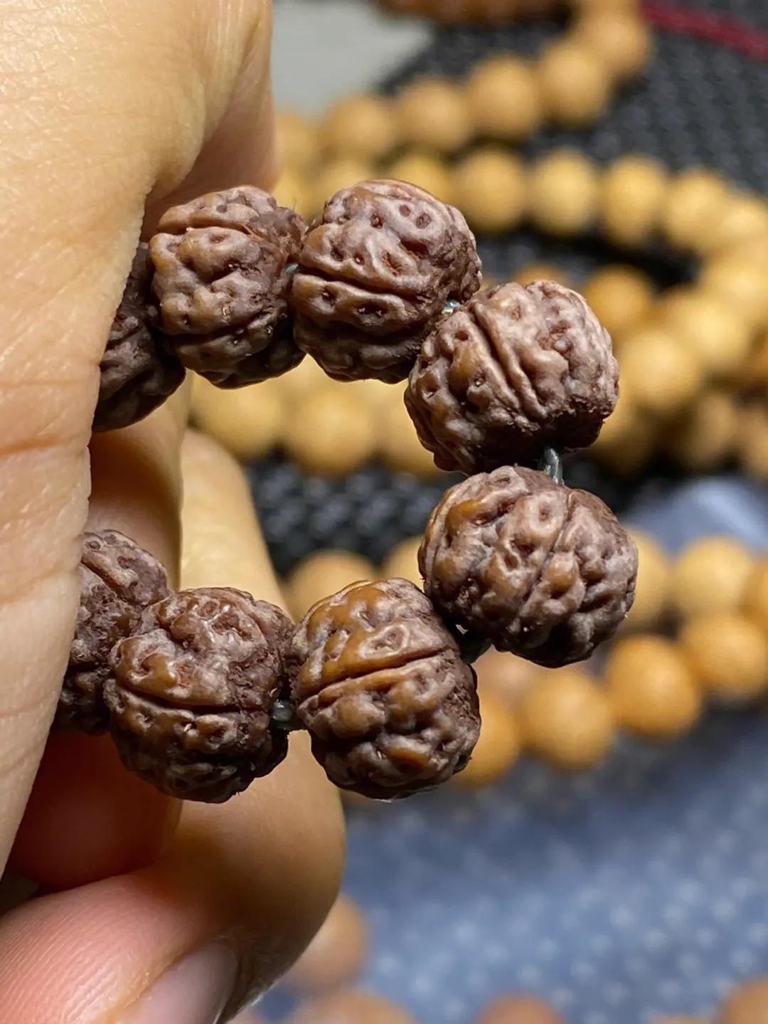 金刚菩提变黑怎么补救,金刚菩提发暗怎么处理