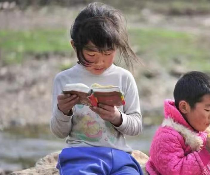 25岁女孩不恋爱不结婚,25岁女孩不结婚