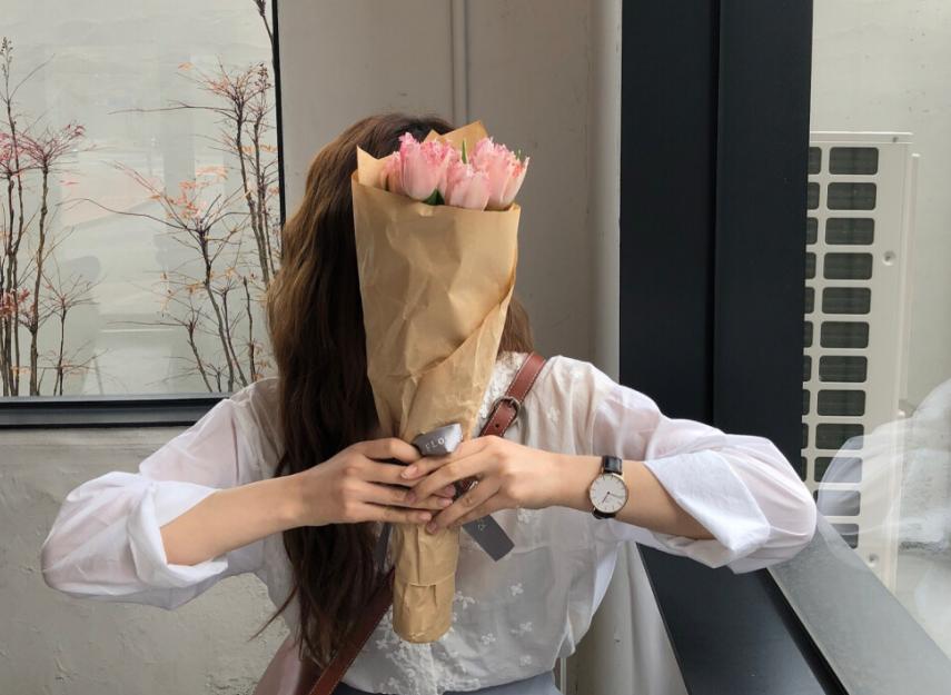 我富养的女儿，婚后每次回娘家都送我她的旧衣服，却给婆婆买新的