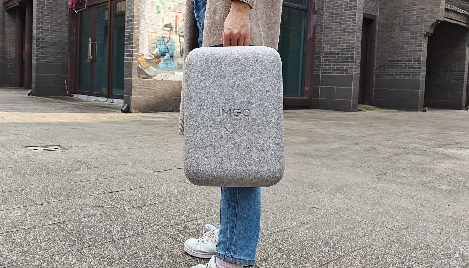 为什么说坚果n1是卧室投影仪,坚果n15.6米投影