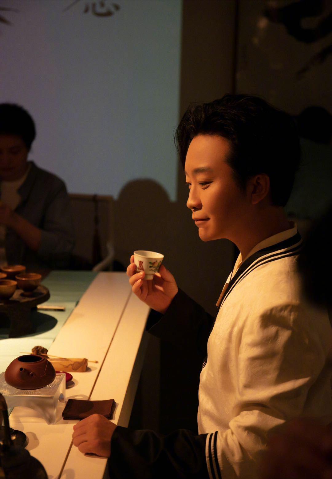 李玉刚经历过哪些事,李玉刚经历了什么