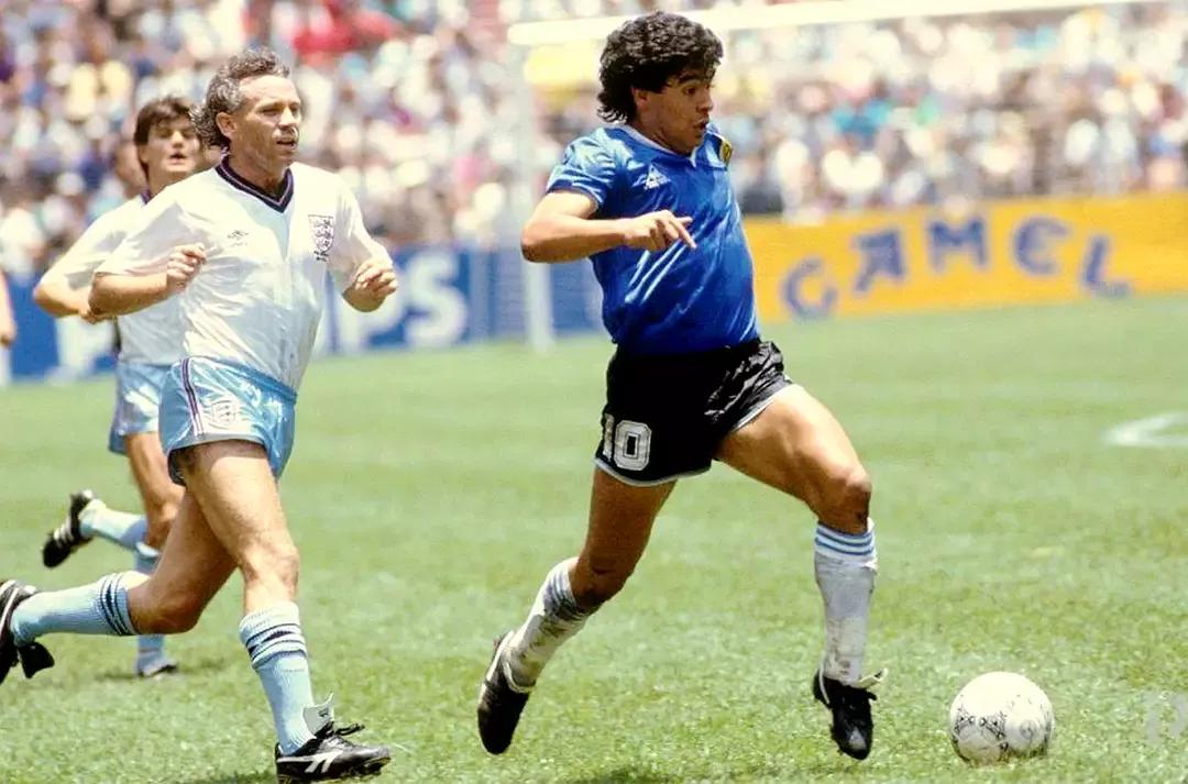 梅西足球独特之处,专业人士评价梅西足球技术