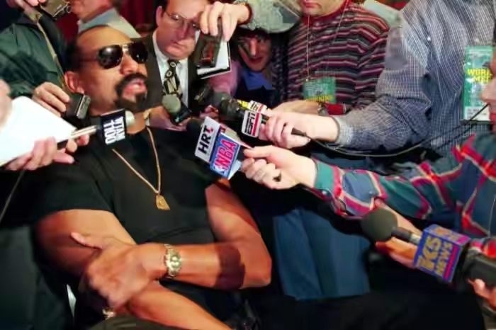 库里总决赛赢了詹姆斯几次,总决赛詹姆斯被杜兰特打爆