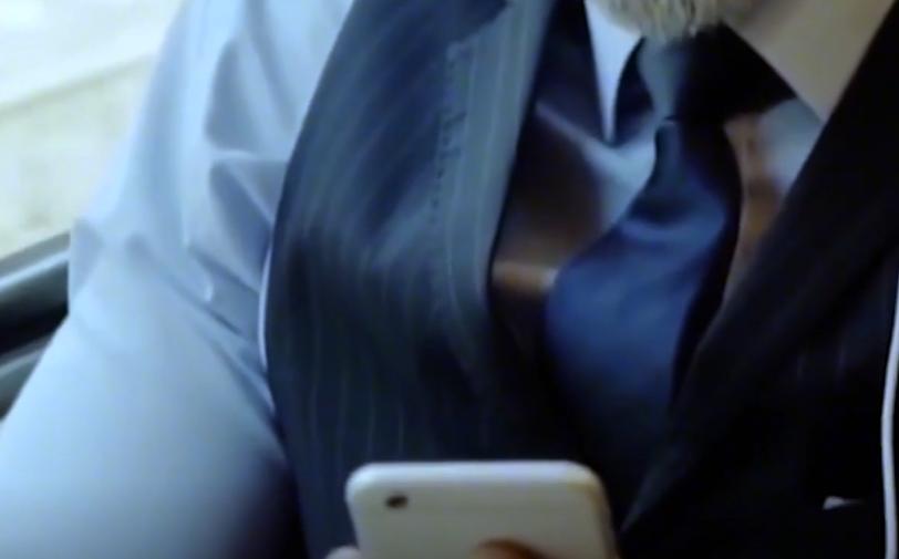 77岁日本富豪娶22岁女星,日本77岁风流富豪命丧家中