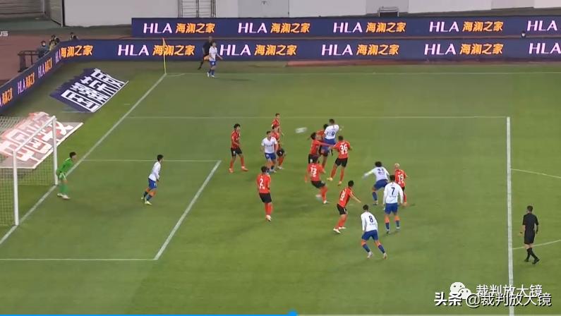 上海海港vs山东泰山罚下几人,山东泰山vs上海海港裁判判罚