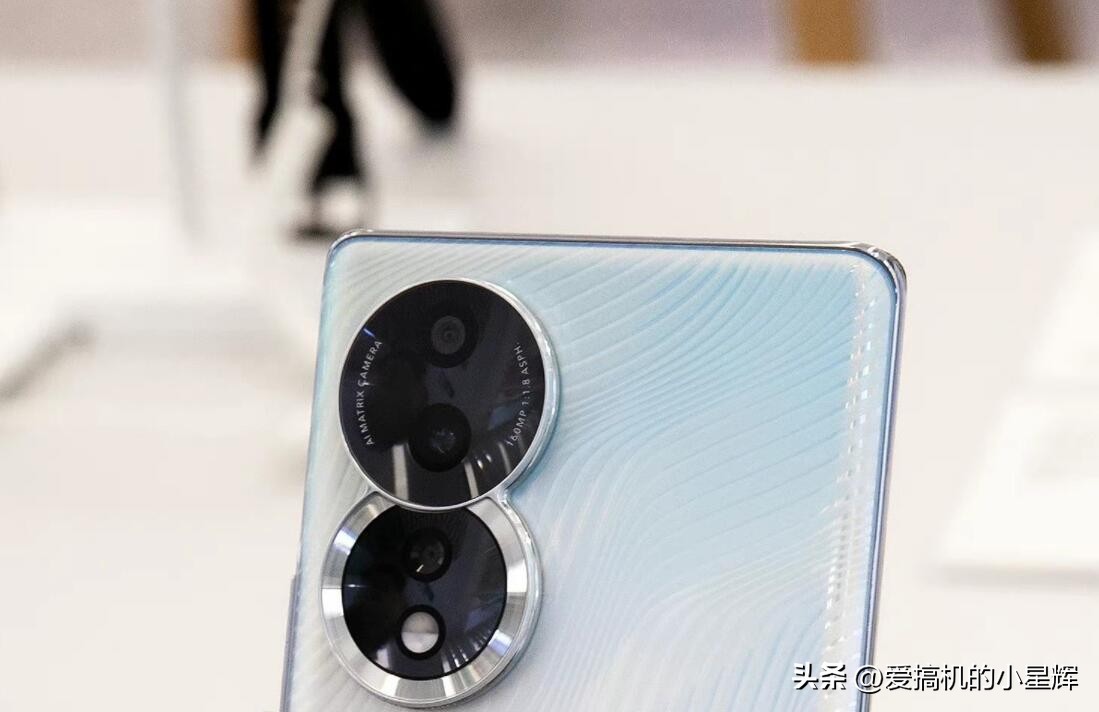 opporeno9值得买碎屏险不,opporeno9和荣耀80对比