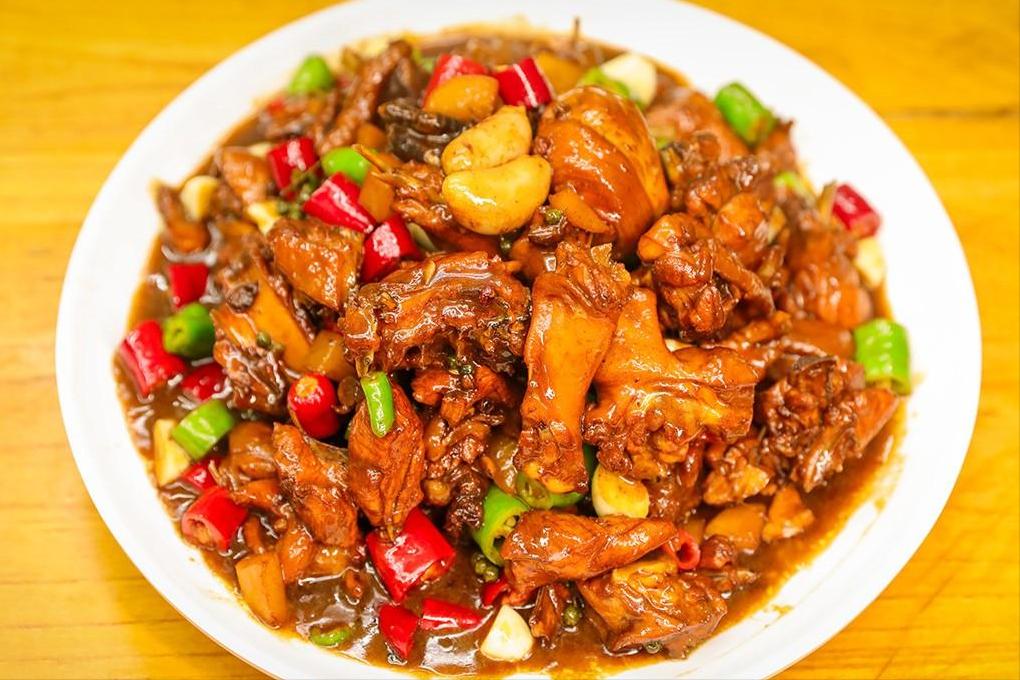 明日元旦，提醒家人们：“3菜不上桌，福气不进门”，莫忘老传统