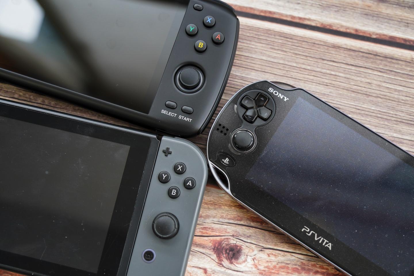 ayaneo安卓掌机评测,aynodin奥丁安卓游戏机测评