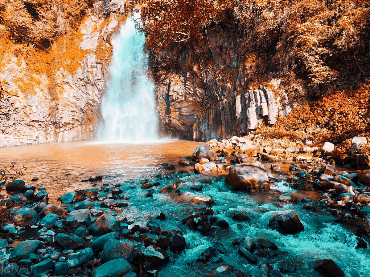 云贵川三地好玩的地方,云贵川附近哪个景点景色最好