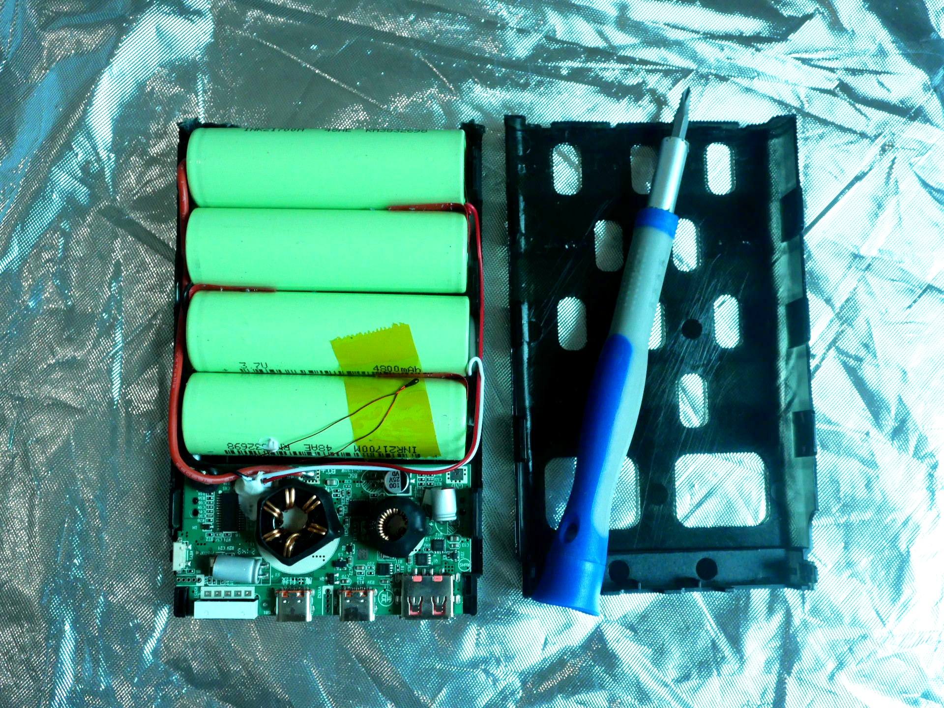 笔记本电脑充电器拆解,benks磁吸充电宝5000毫安拆解