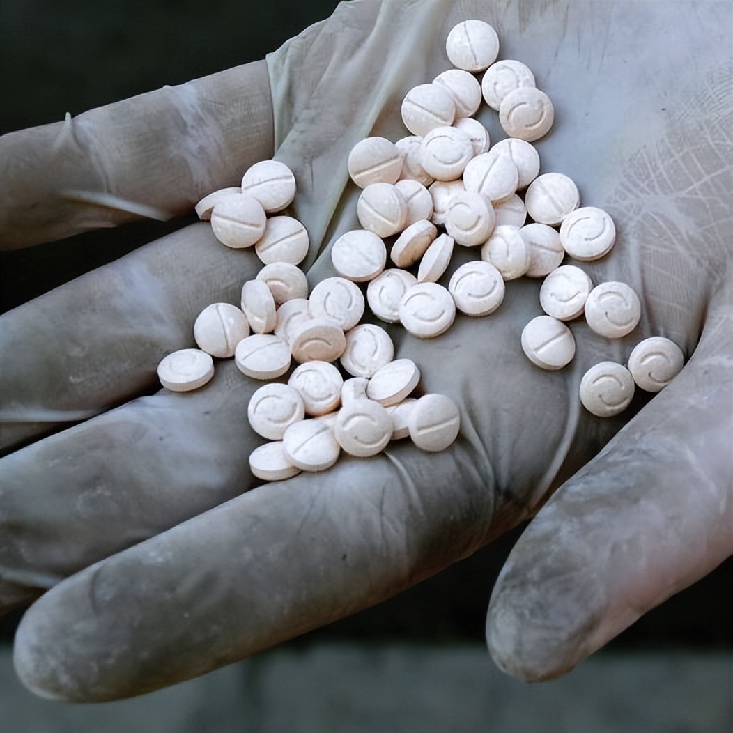 阿萨德时期的叙利亚军队,阿萨德家族在叙利亚作恶多吗