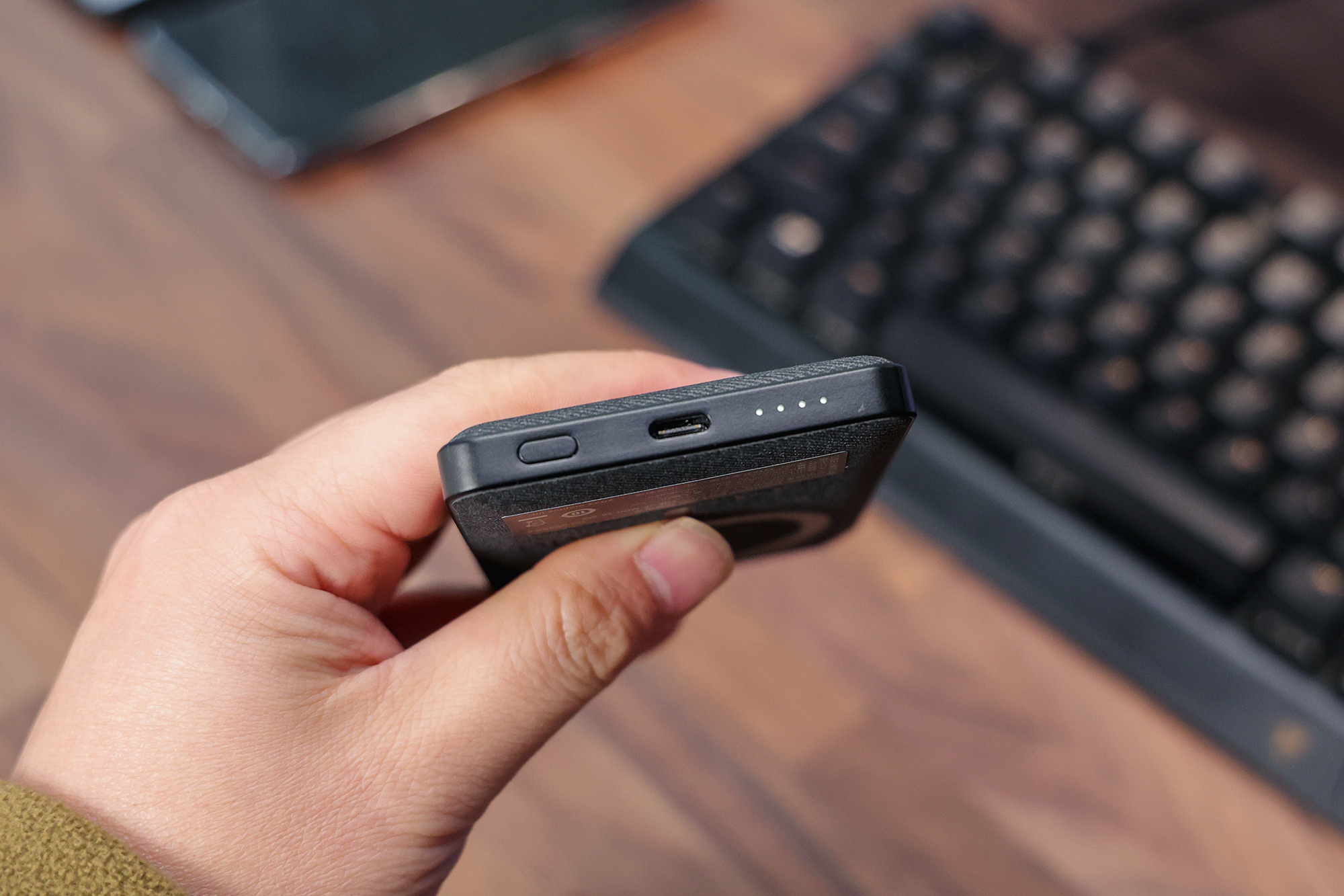 mophie磁吸充电宝新款和旧款,mophiemagsafe无线充电