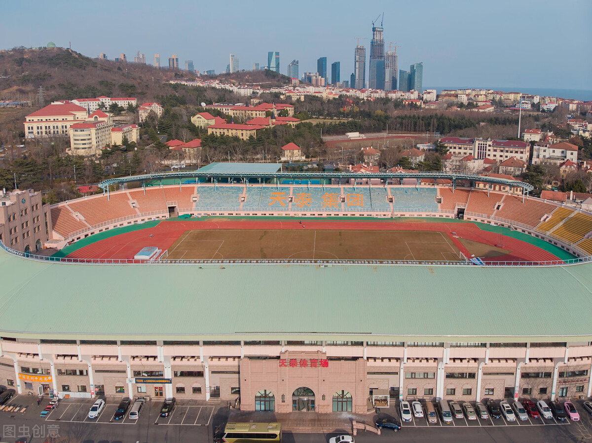 青岛双雄双双4:1大胜，一起盘点青岛体坛解说员