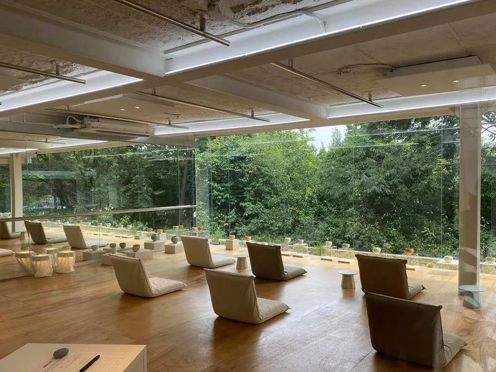 压力太大，韩国年轻人正花钱买一小时“放空”