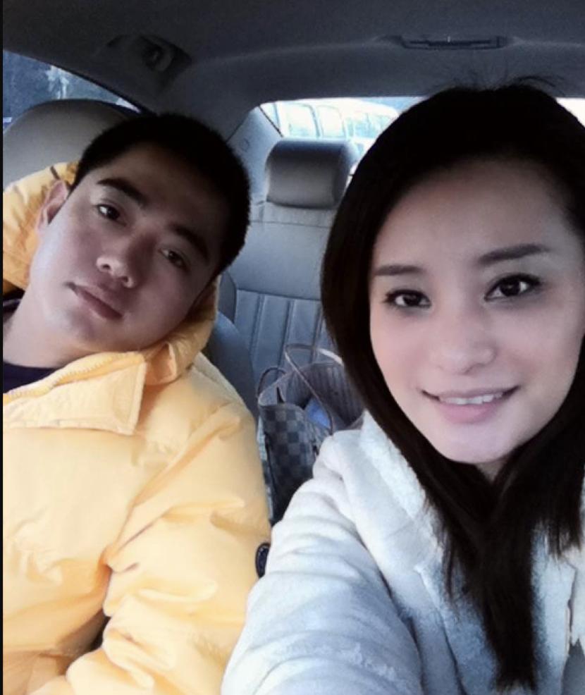 40岁王鸥与35岁何九华疑似同居，她会成为德云社最大牌的嫂子吗？