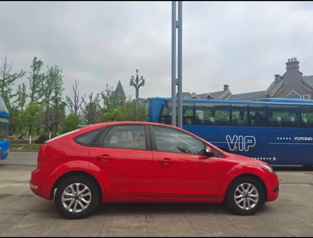 二手车2-3万元福克斯,1万特价处理一批二手车福克斯