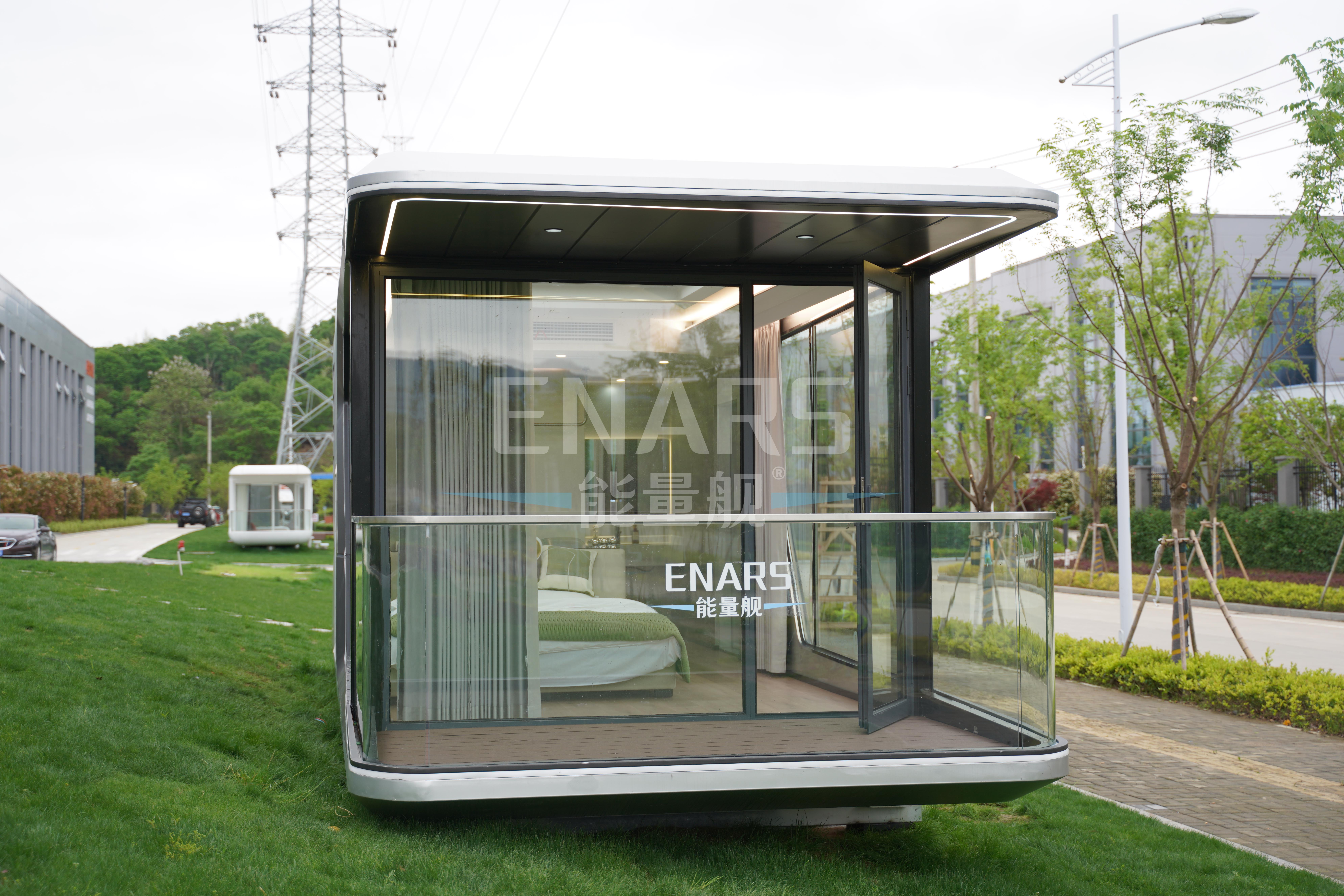 可移动太空舱民宿能量舰EV10助力深入推广“智能化旅居理念”