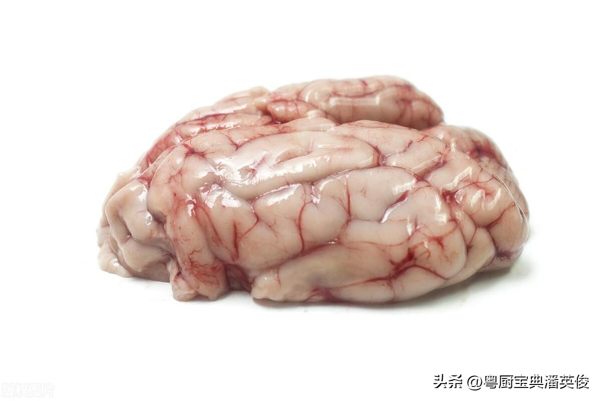 猪脚焖猪脑,猪脚猪尾的做法视频