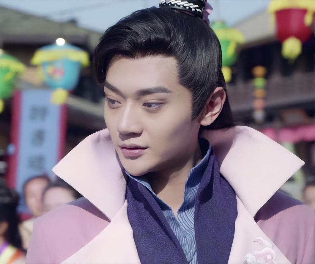 双眼皮很好看的男明星,一边单眼皮一边双眼皮的男明星