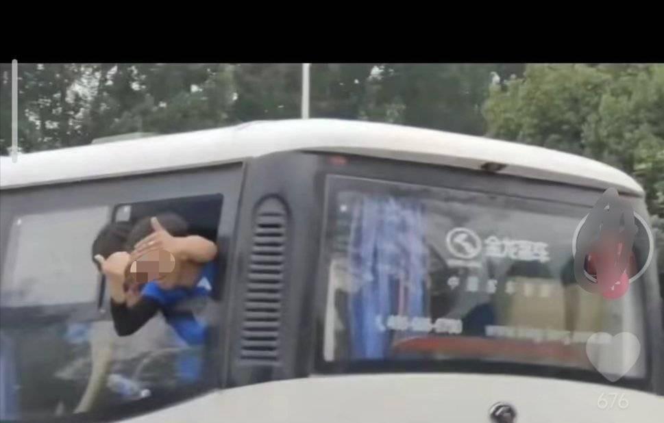 鎴愰兘浣撹偛瀛﹂櫌瀛︾敓鎵撲汉瀹屾暣瑙嗛,鎴愰兘浣撹偛瀛﹂櫌瀛︾敓鎵撲汉鍚庣画