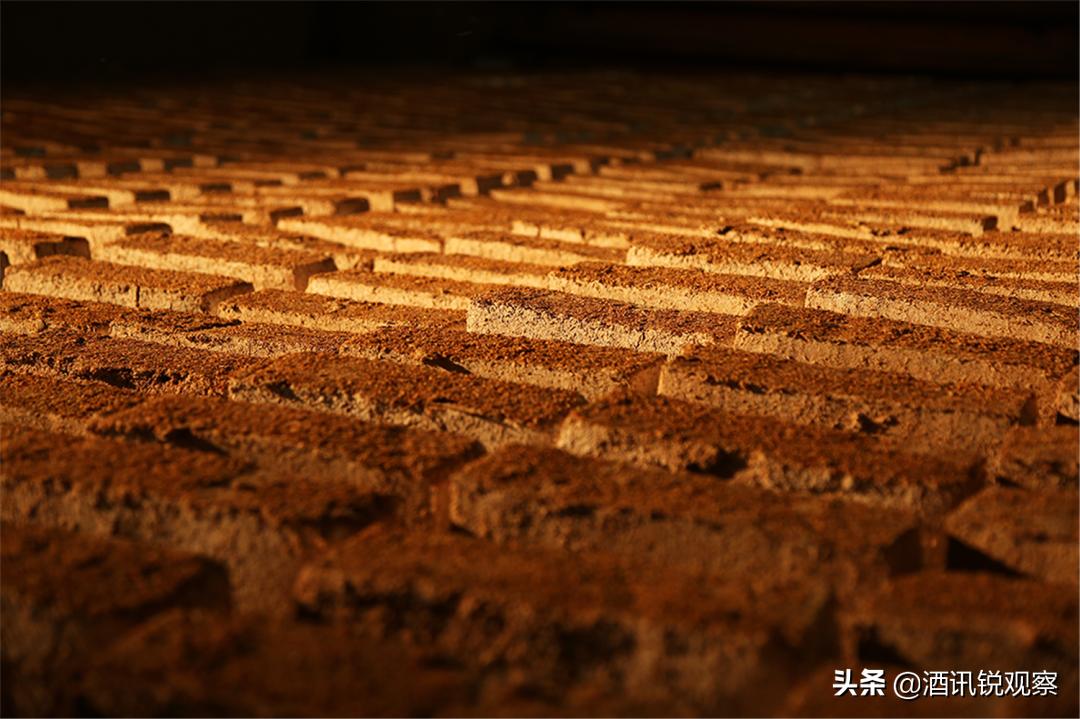 酒讯策划泸州老窖,西凤发力高端化推进名酒复兴