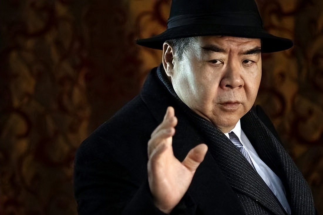 过气老戏骨窘况：农村走穴、直播捞金、情史混乱，晚节还值钱吗？