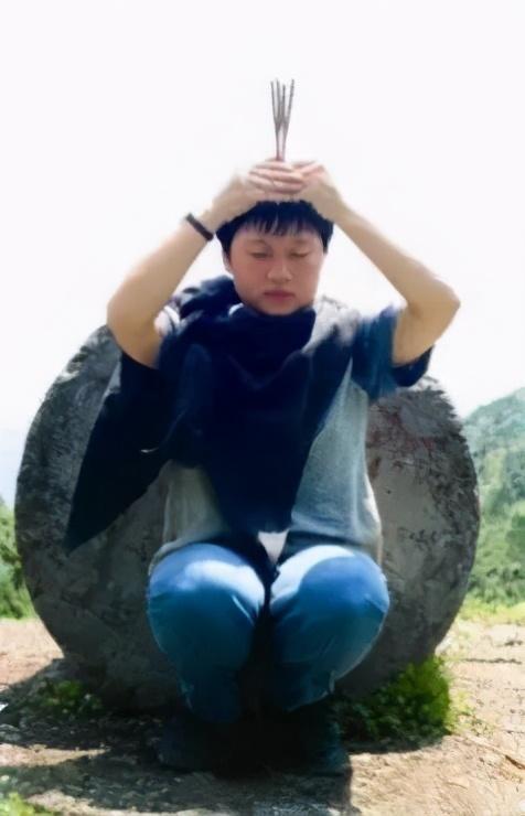 54岁李娜出家前视频,李娜52岁