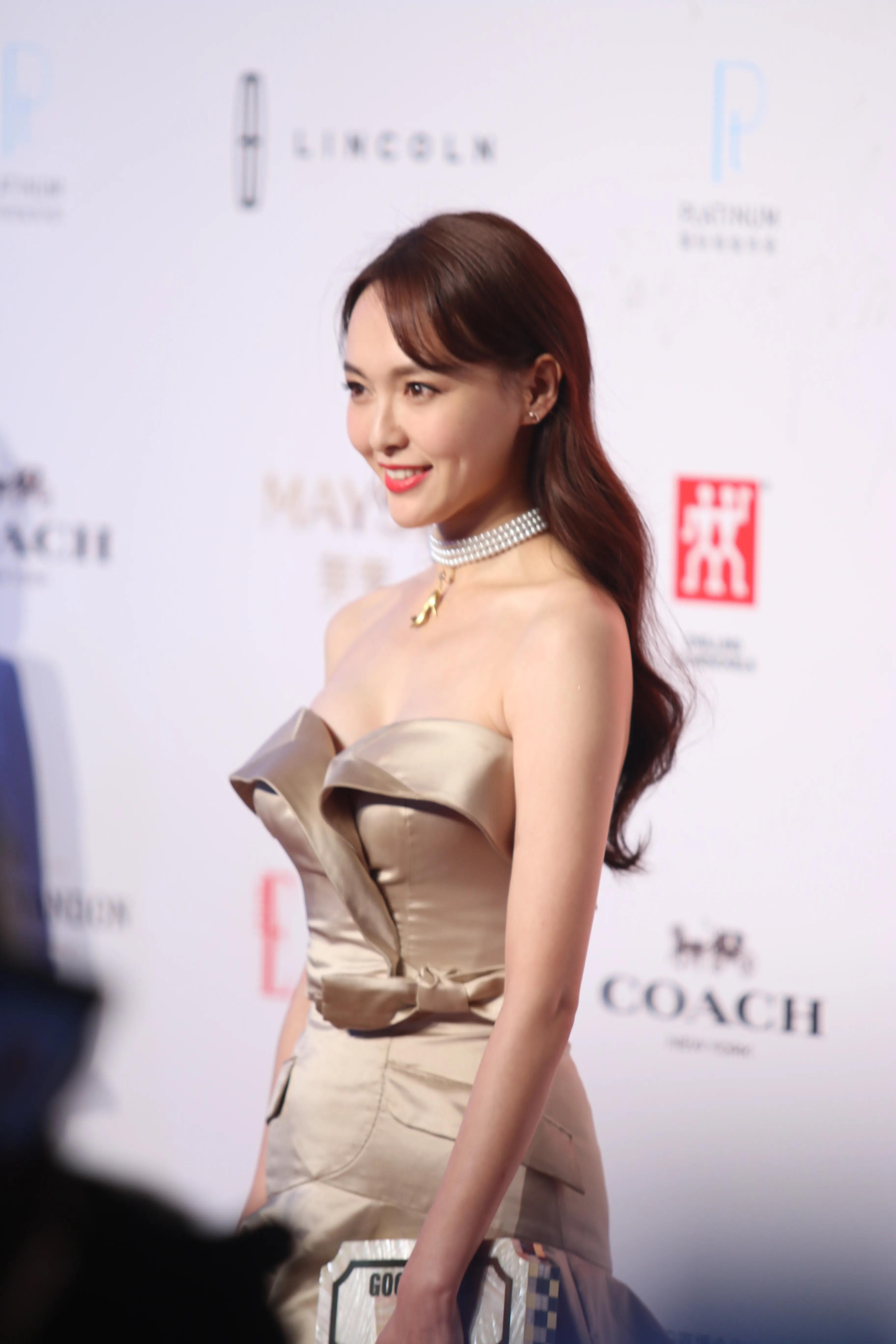 杨颖angelababy唐嫣,唐嫣和angelababy