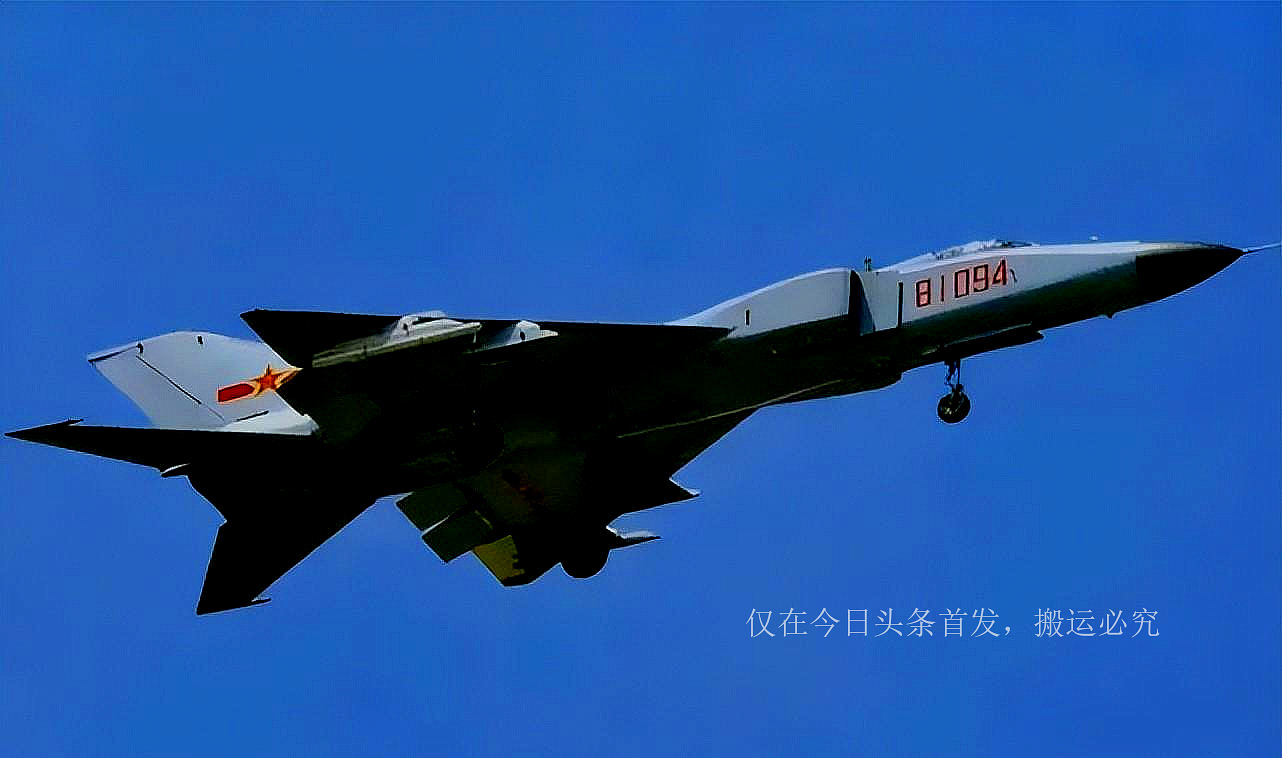 99年成都一大学保安浏览网站看到一新闻后立即报警：歼10泄露了