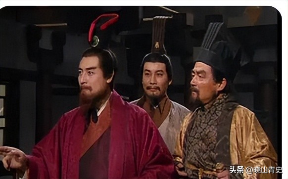 阐述长篇小说三国演义的艺术成就,三国演义的文学风格