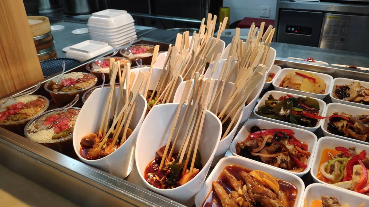 新手餐饮加盟创业该如何开始,新手餐饮加盟创业选什么行业最好