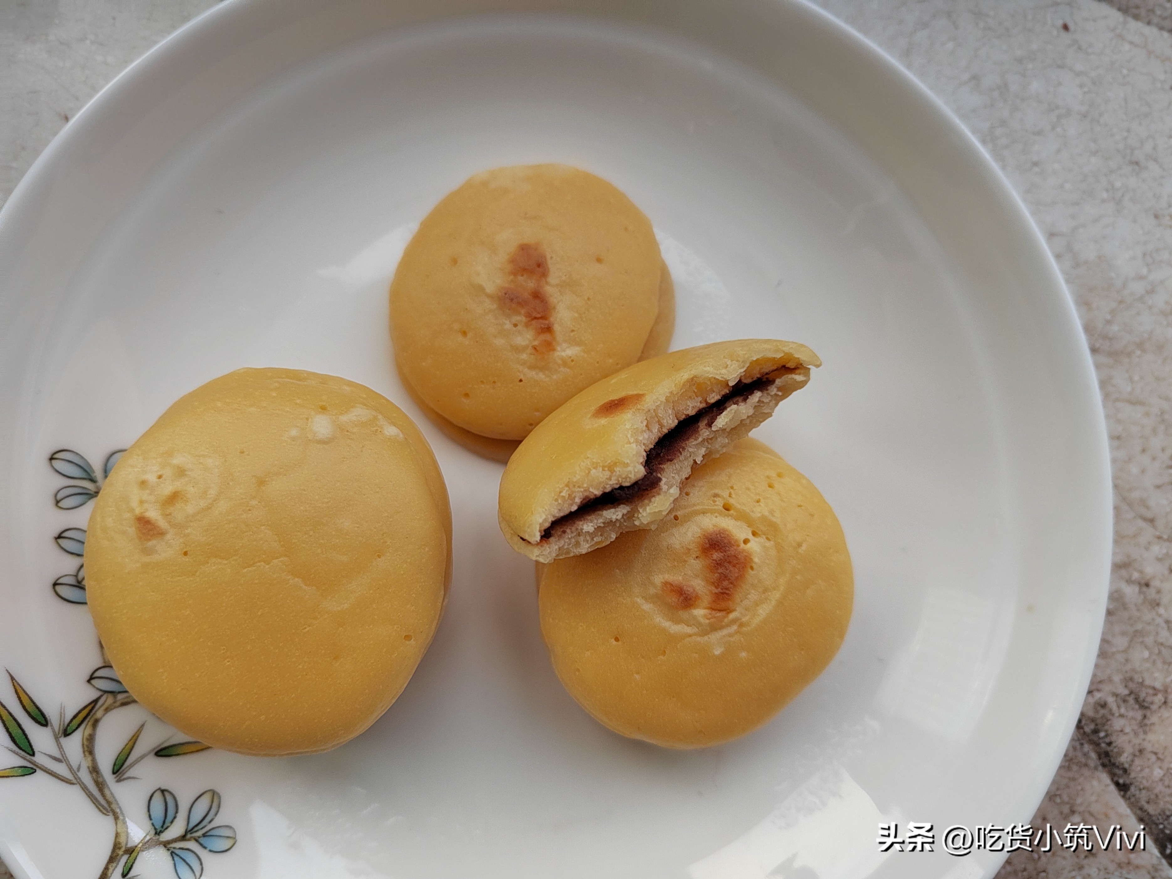 怎样做出哆啦a梦同款的铜锣烧,两种方法制作哆啦a梦记忆面包