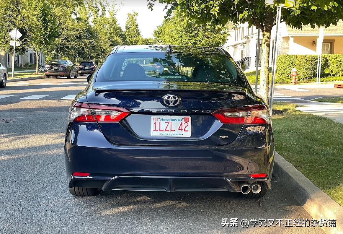 2021款凯美瑞2.5g豪华版试驾视频,凯美瑞跑了6万公里值得购买嘛