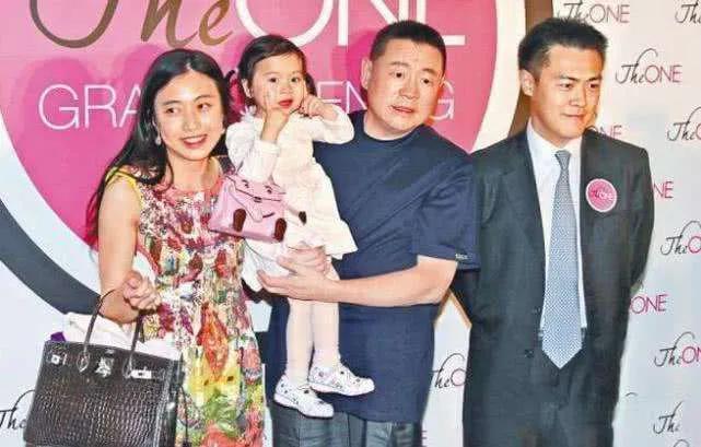 甘比逆袭成香港女首富,甘比为什么变成女首富