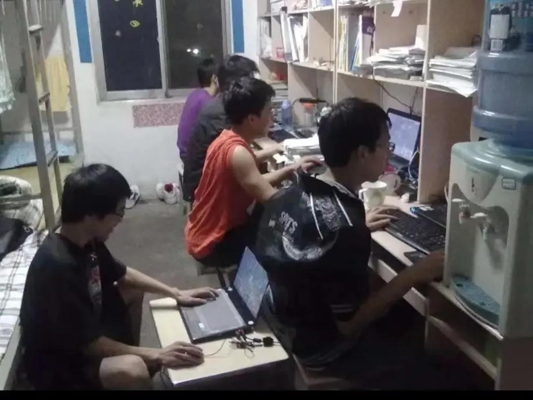 中学生网络游戏太严重了如何解救,网络游戏是最大的校园毒品