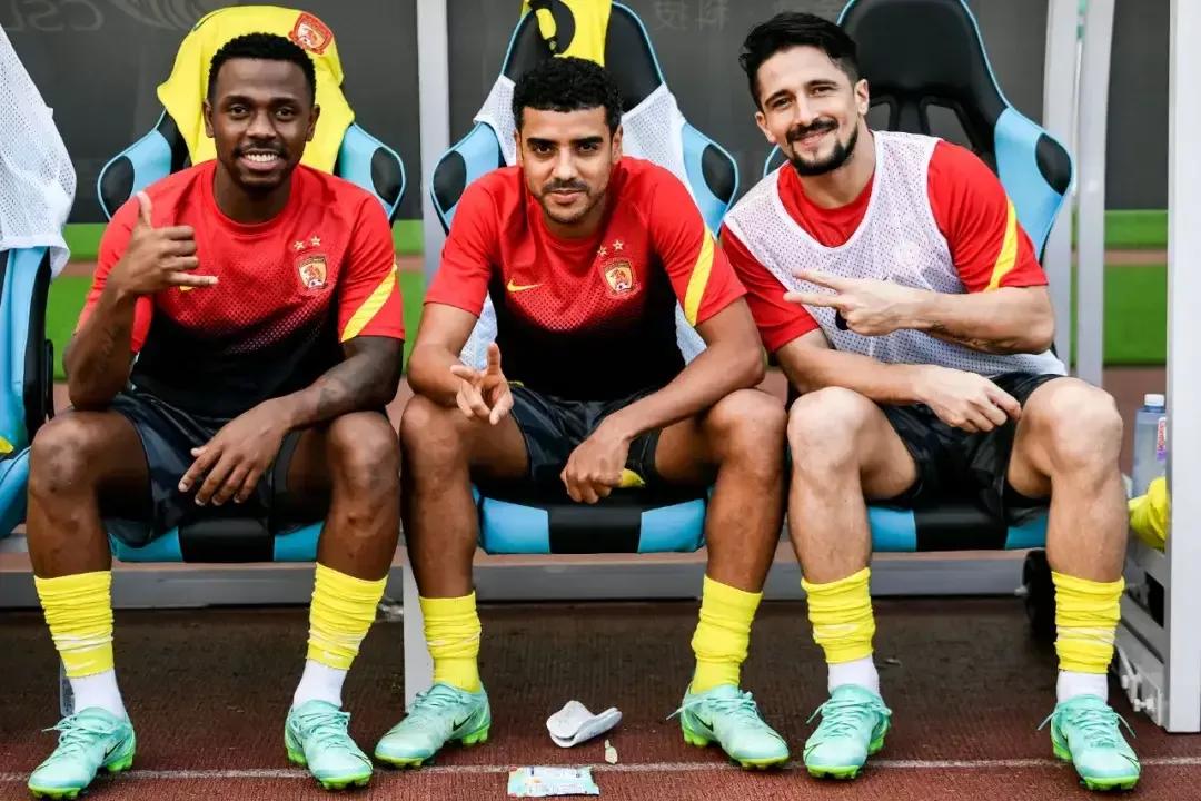 中国足球荒谬进球,足球史上最愚蠢的行为