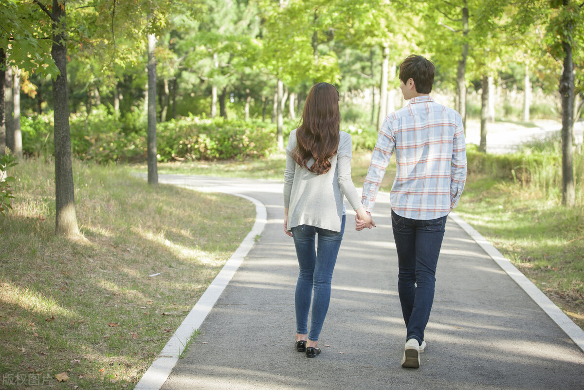 男人着急跟你结婚就是太爱你了,男人着急结婚是真爱吗