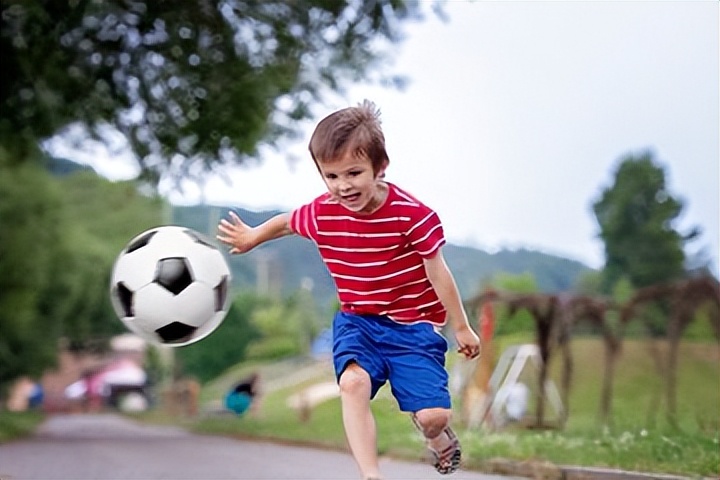 玩耍是孩子最大的乐趣,玩耍是孩子们快乐的天性