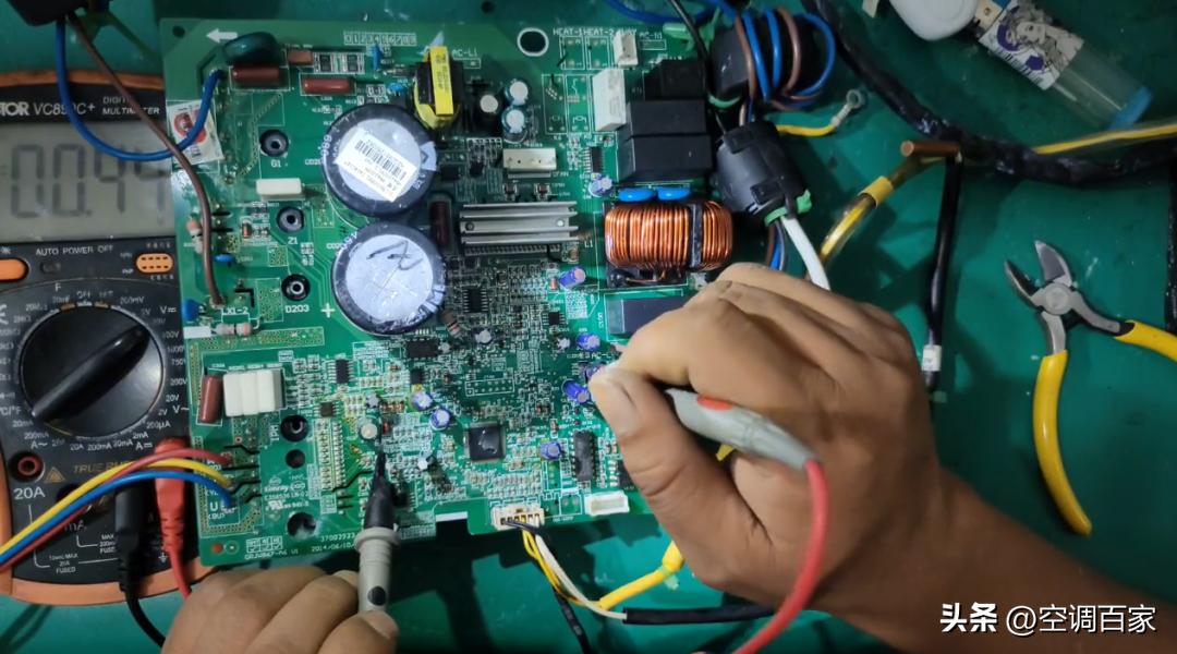 380v3匹柜式空调维修视频,变频空调无图纸电路板维修
