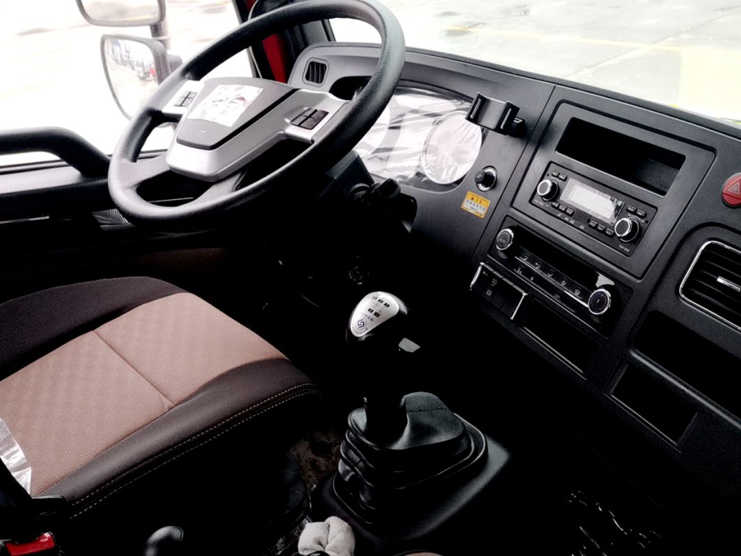 十堰龙信国际汽车城二手车过户,十堰龙信汽车城