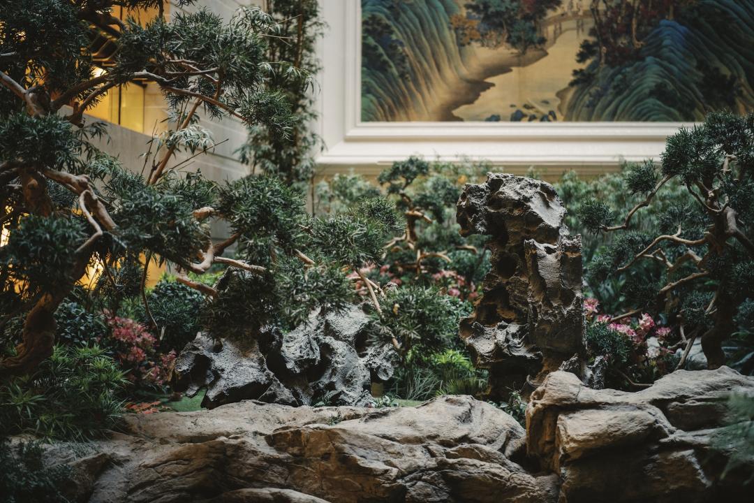 很老派、很雍容、很科技、很新潮，老钱风的“新酒店”